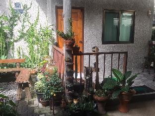 Beautiful Sri (mud hut)/ บ้านสวยศรี