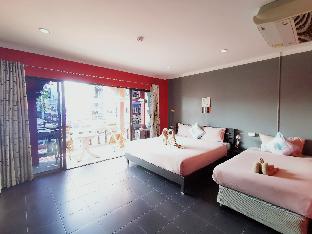 Belle Cose Guesthouse / 3 person Room/ King+Single