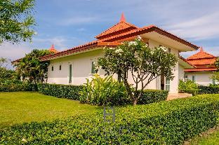 BelVida Estates 2 Bedroom with Pool B99