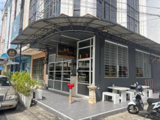 Destiny house Hostel