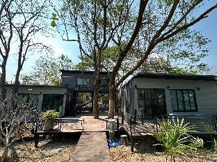 Big Tree House at Ann'farm Lampang