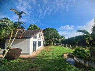 Black Crab Farm Homestay Chanthaburi