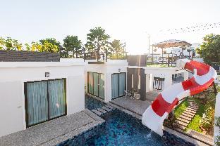 Boulogne Pool Villa