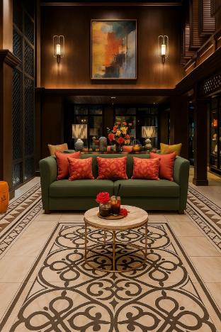 Boutique Poolview Stay l Walk to Central Phuket