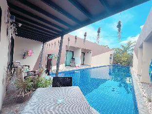 Brand new, poolside Apt: Comfort &amp; Nature