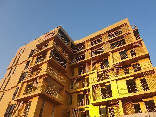 Breezewood Bangkok Hotel