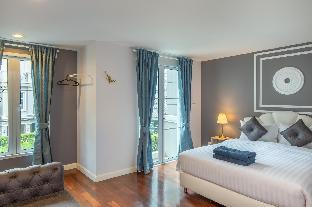 Breezy Haus By Max In CBD (Pool walk to BTS/MRT)