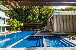 Bright apartment with forest views at Zen Space