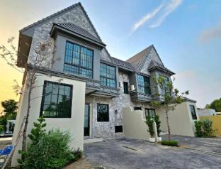 BT2-Brittany Private Pool Villa-Pattaya