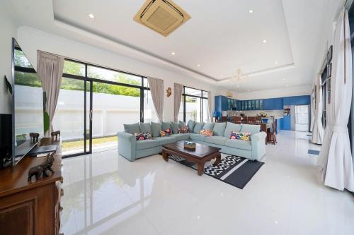 Bua Sawan - 4 Bedrooms Pool Villa
