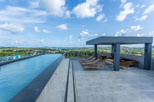 C119 Brand New Best In Phuket Sauna Pool