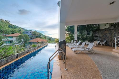 C195 Romantic 1BR Ocean Views Cozy &amp; Bright