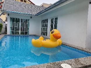 C3 Serene Pool Villa in Pattaya’s Vibrant Heart