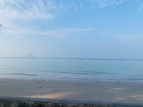 Cat Home Ao Nang Landmark
