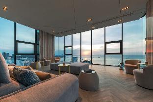 Central Pattaya Condo High Floor With A View