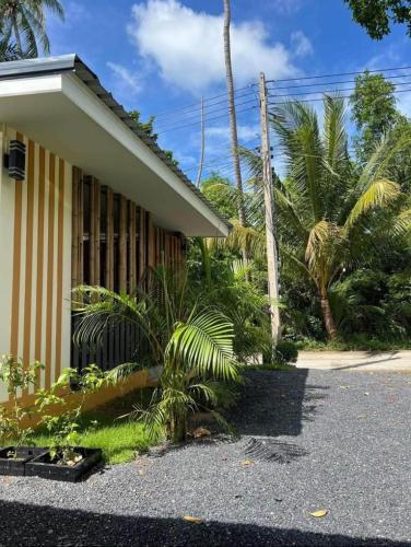 CHALOK LUM - LOVE HOME, near of MUYA THAI and the CHALOK LUM BEACH