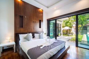 Chalong Beach 3 Bedroom Private Pool Villa