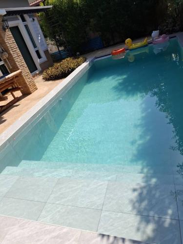 Chalong&#039;da Muhtesem lokasyon havuzlu villa