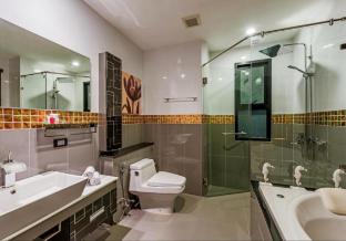 Chalong Miracle Lakeview Suites