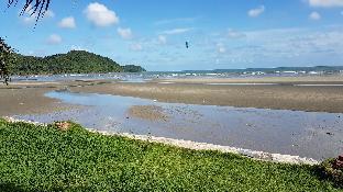 Charm De Chao Lao Resort