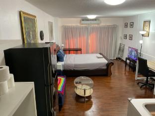 Charming Condo-High Speed Internet+Balcony&amp;Washer