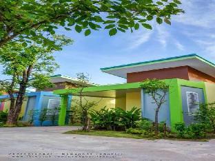 Check in Hotel and Resort