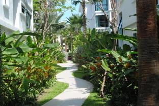 CHEZ MAURICE A RAWAI