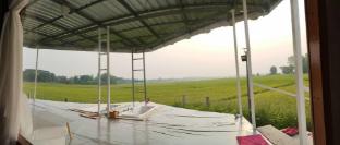 Chomna view.