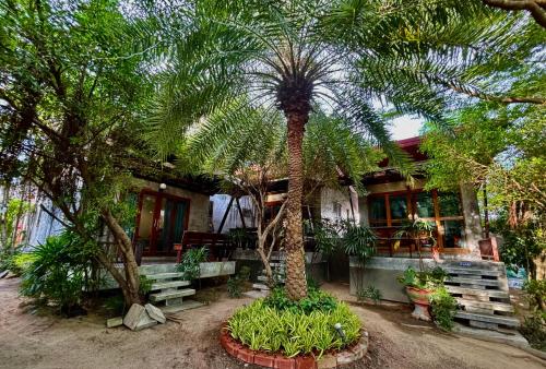 Chook Dee Resort