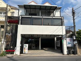 Choose Me Guest House