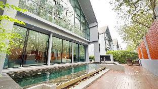 Chuly&#039;s villa with 3 BR in Choeng Thale, Phuket