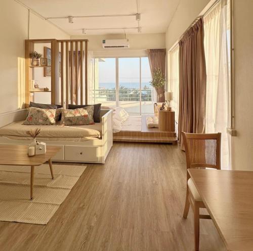 Coastal getaway at Cha-am