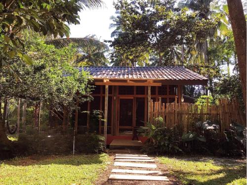 CocoHut Garden