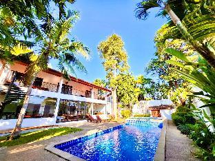 Coconut Palms. Large &amp; elegant pool villa Phuket