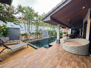 Comfortable Family Villa with Private Pool Emo1