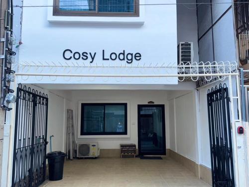 Cosy Lodge MRT Phra Ram 9