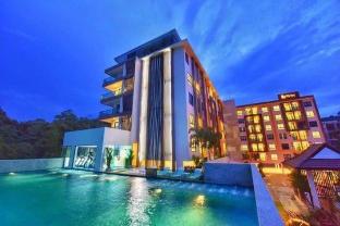 *Cozy 1BR, Pool, 5 Min to Beach + Airport#C159