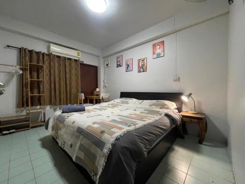 Cozy room 4