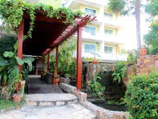 Daisy Residence