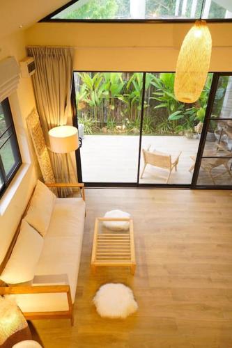 Dani Villa&#039;s Studio House