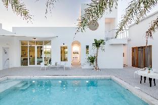 De’Day Pool Villa