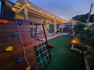 De Ramphueng, House near the Sea, Rayong
