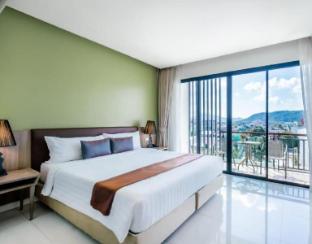 Deluxe Double/Twin with Balcony, 32sqm - Phuket