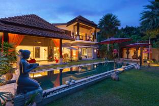 Designer 3BR Pool Villa Danny