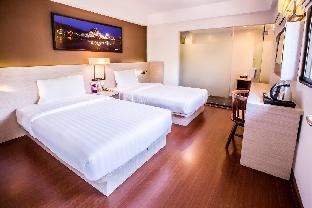 Dorm#Room Near the river in old city  for 2P Twin