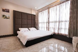 Downtown BKK 2BR CONDO @Phayathai BTS Siam Paragon