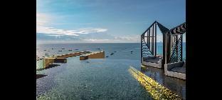 Downtown Chic Condo Rooftop Pool #EN26515