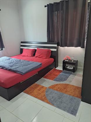 Entire house 2 rooms 2 bath 1 kitchen for 4 people
