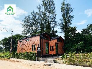 Entire house - 2 Tiny houses on Koh Lanta only 2 minutes walk to the beach