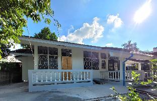 EP house